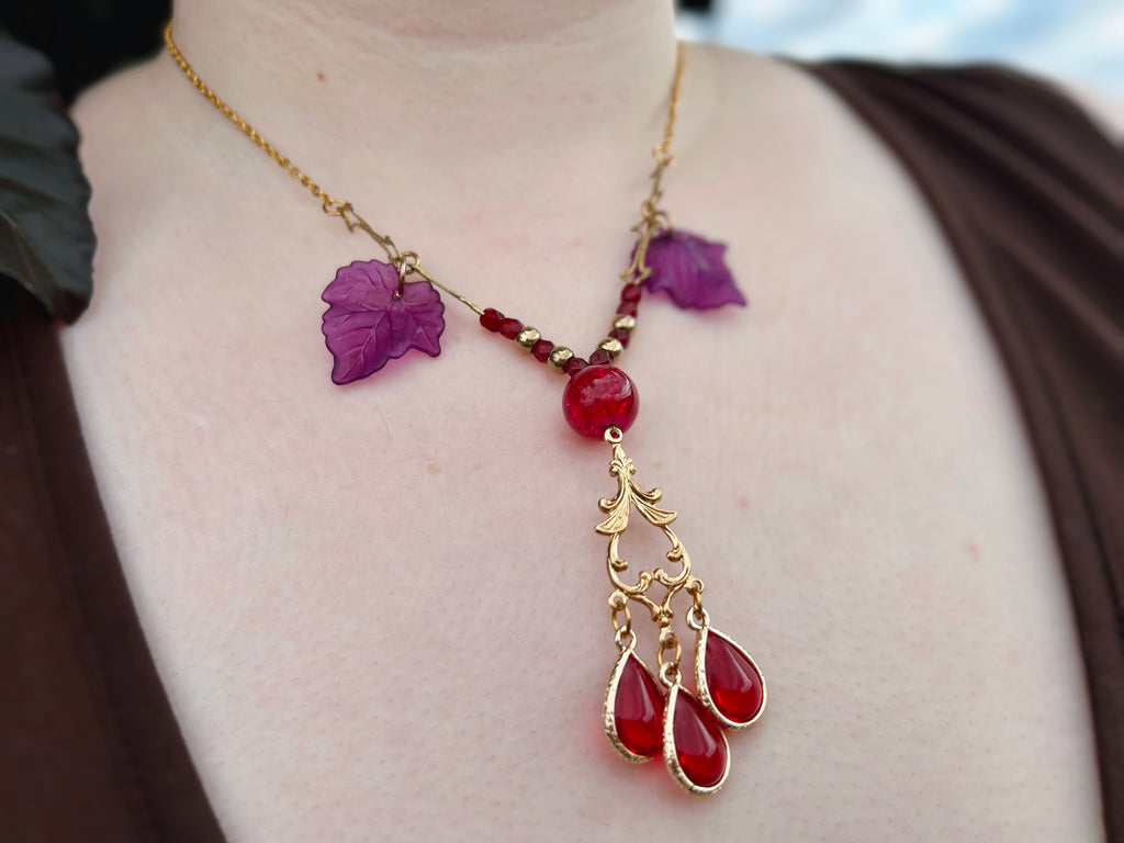 Bleeding Gold - Beaded Pendant Necklace