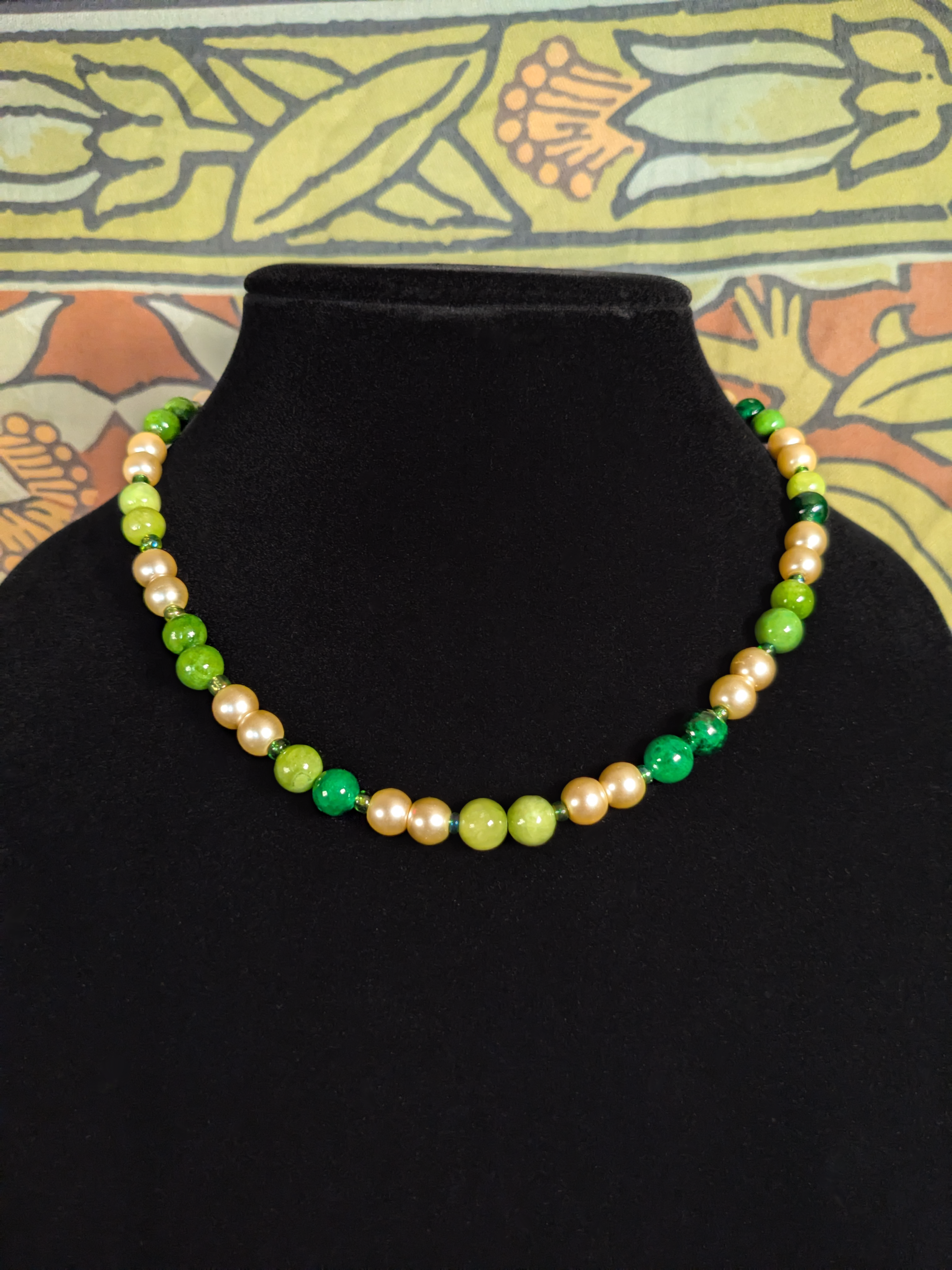 Jade and Champagne Pearl Beaded Necklace