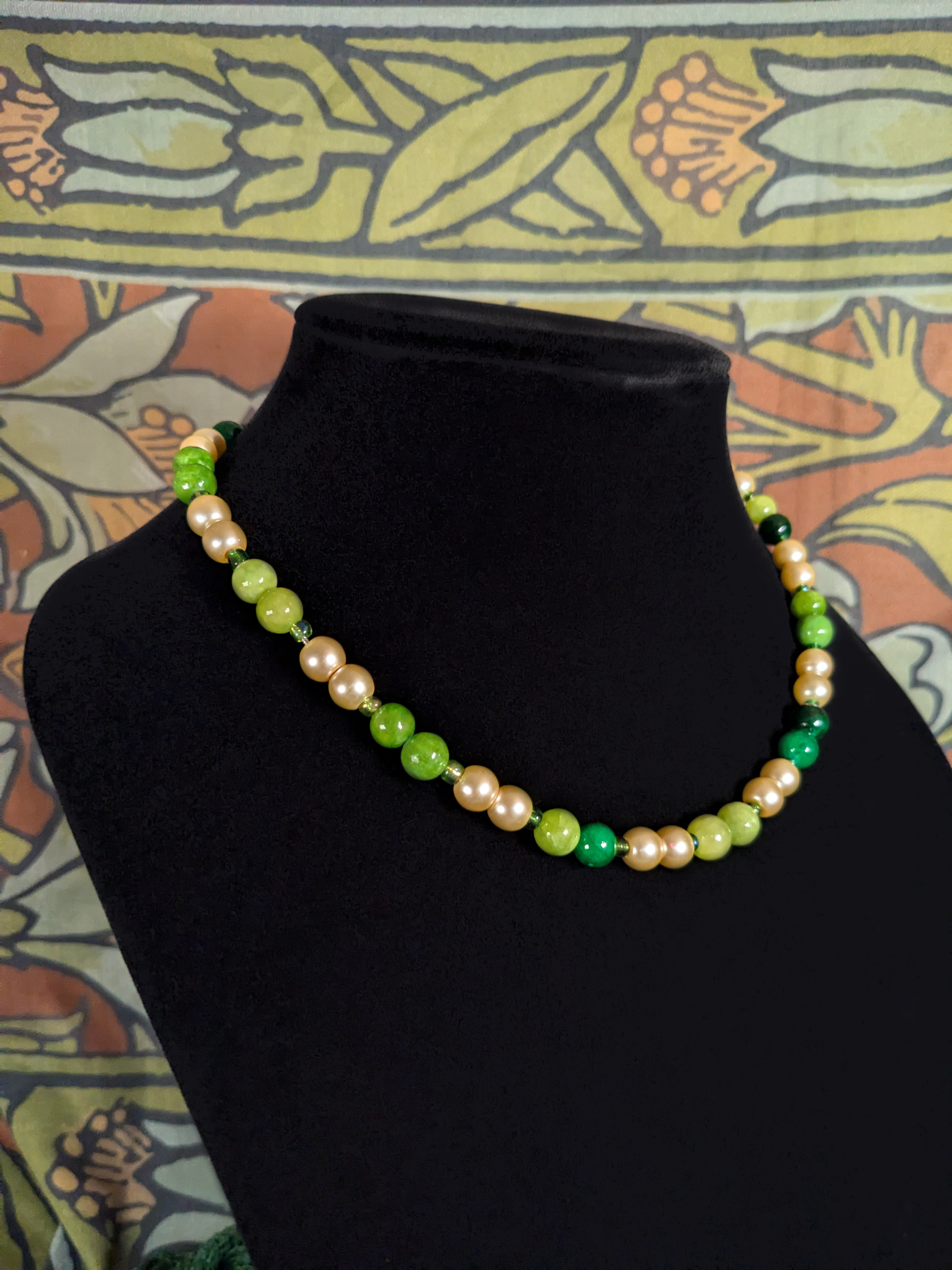 Jade and Champagne Pearl Beaded Necklace