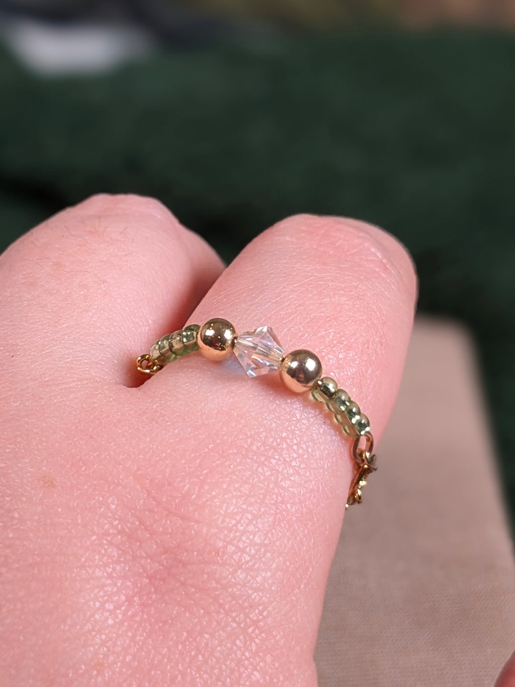 Green & Crystal Chain Ring - Joint-Friendly Adjustable Comfort Ring